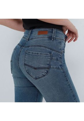 Jean Tiro Medio Bota Flare