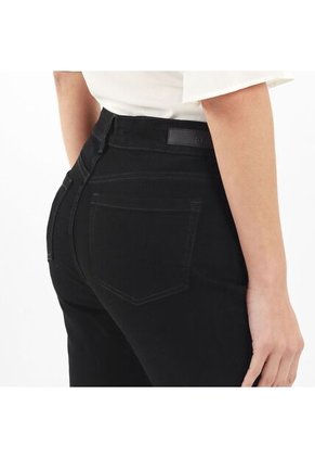 Jean Tiro Medio Bota Skinny