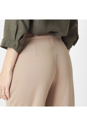 Pantalon Tiro Medio Bota Recta