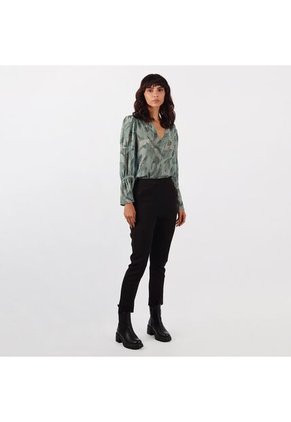 Blusa Cuello V Manga Larga