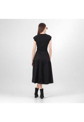 Vestido Cuello Redondo Manga Corta