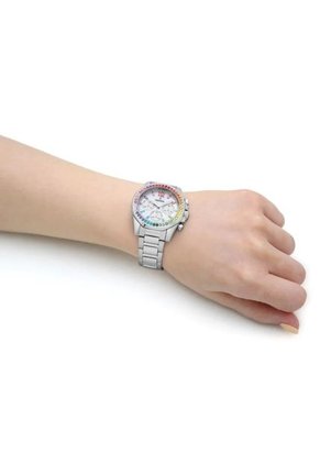 Reloj Festina Modelo F20606/2 Plateado Mujer