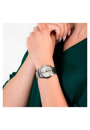 Reloj Para Mujer Festina Boyfriend F16790/A Plateado
