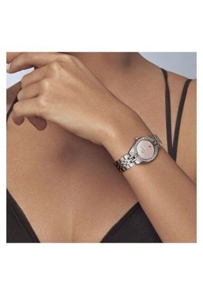 Reloj Festina Modelo F16867/6 Plateado Mujer