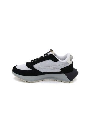 TENIS FILA MUJER 5RM02754-103 RACER E Talla 9.5