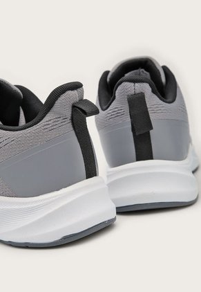 Tenis Running Gris-Blanco-Negro FILA Lecianmer