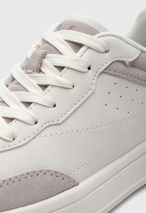 Tenis Lifestyle FILA Roll Marfil