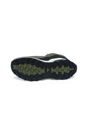 TENIS FILA HOMBRE 414140GRE WOLF RUNNE Talla 8