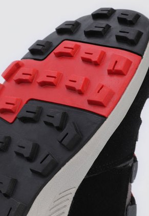 Tenis Lifestyle Negro-Rojo-Gris Fila Dag Trainer