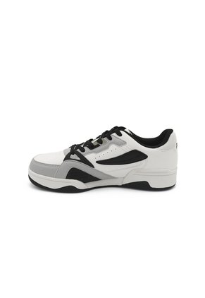 TENIS BERMER FILA