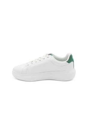 TENIS BOMGER FILA