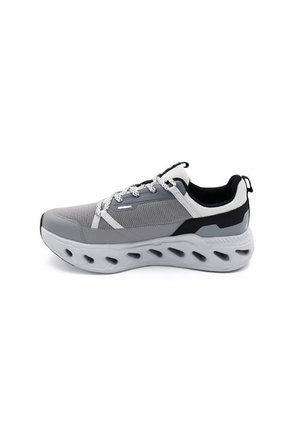 Tenis Fila Wakan Hombre-Gris