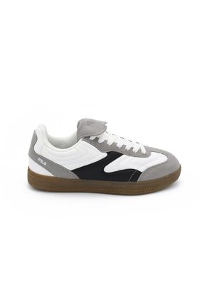 TENIS WS NETO FILA