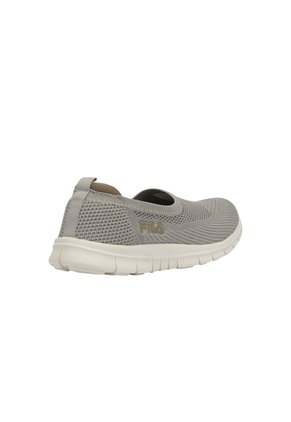 TENIS BOSTER FILA