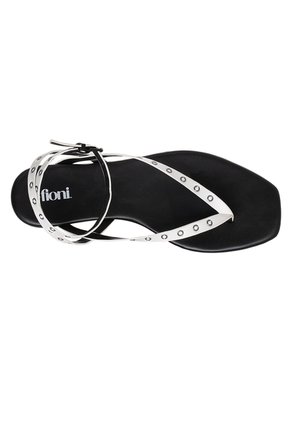 Sandalias Debutante Para Mujer Blanco Fioni 211140