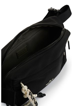 Riñonera Para Mujer Wave Fly Up Riñonera Para Mujer Wave Fly Up Negro FLY UP