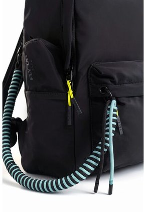 Morral Star Para Mujer Fly Up Morral Star Para Mujer Fly Up Negro FLY UP
