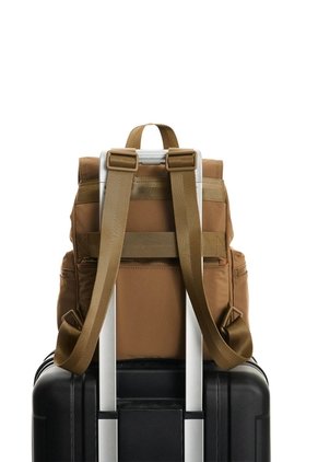 Morral En Lona Para Mujer Move Floral Morral En Lona Para Mujer Move Floral Tabaco FLY UP