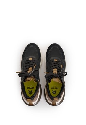 Tenis Vitality Para Mujer Fly Up Tenis Vitality Para Mujer Fly Up Negro 37 FLY UP