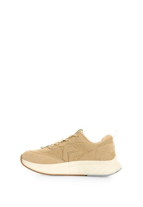 Tenis Spirited Spectrum 2 2.0 Para Hombre Fly Up Tenis Spirited Spectrum 2 2.0 Para Hombre Fly Up Tabaco 39 FLY UP