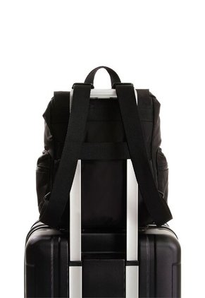 Morral Clásico Para Mujer Move Fly Up Morral Clásico Para Mujer Move Fly Up Negro FLY UP
