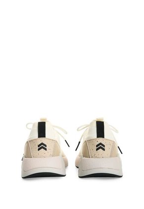 Tenis Freedom Unity 2.0 Para Hombre Fly Up Tenis Freedom Unity 2.0 Para Hombre Fly Up Arena 38 FLY UP