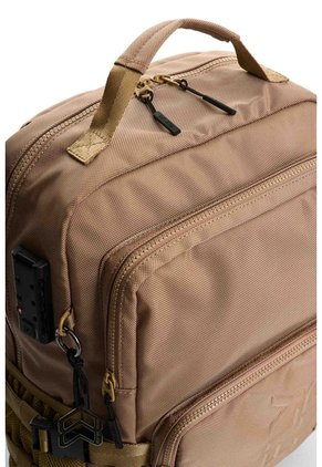 Morral Forte 2.0 En Lona Para Hombre Fly Up Morral Forte 2.0 En Lona Para Hombre Fly Up Tabaco FLY UP