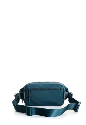 Riñonera Finder 2 Para Hombre Fly Up Riñonera Finder 2 Para Hombre Fly Up Azul Aguamarina FLY UP