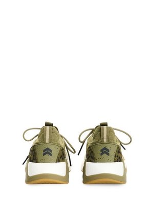 Sneaker Freedom Unity 1.0 Para Hombre Fly Up Sneaker Freedom Unity 1.0 Para Hombre Fly Up Verde 40 FLY UP