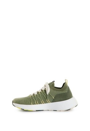 Tenis Flyknit Para Mujer Fly Up Tenis Flyknit Para Mujer Fly Up Verde Oliva 35 FLY UP