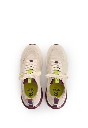 Tenis Vitality Para Mujer Fly Up Tenis Vitality Para Mujer Fly Up Crema 39 FLYUP