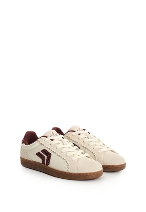 Tenis En Lona Y Carnaza Para Mujer Sparkle Space 1.0 Tenis En Lona Y Carnaza Para Mujer Sparkle Space 1.0 Vinotinto 34 FLY UP