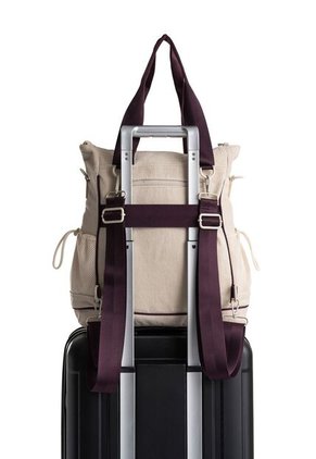 Shopping Sprint Para Mujer Fly Up Shopping Sprint Para Mujer Fly Up Crema FLYUP