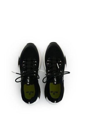 Tenis Freedom 2 Para Mujer Fly Up Tenis Freedom 2 Para Mujer Fly Up Negro 36 FLY UP