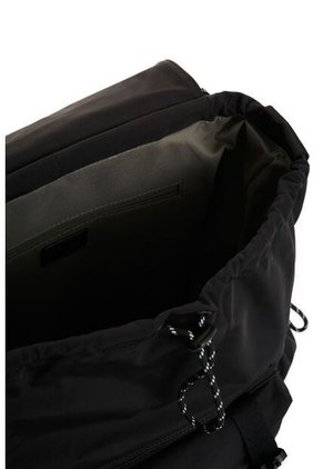 Morral Utilitario Para Hombre Venture 2 Fly Up Morral Utilitario Para Hombre Venture 2 Fly Up Negro FLYUP