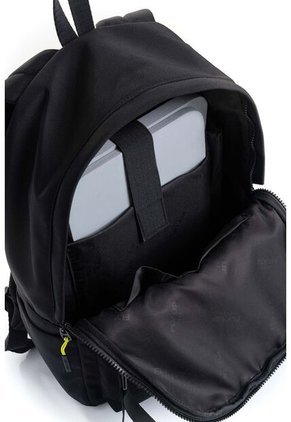 Morral Fly Up Star 2.0 En Lona Para Hombre Silueta Clásica Morral Fly Up Star 2.0 En Lona Para Hombre Silueta Clásica Negro FLYUP