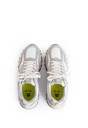 Tenis Walker 2.0 De Cuero Para Hombre Fly Up Tenis Walker 2.0 De Cuero Para Hombre Fly Up Gris 39 FLYUP