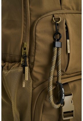 Morral De Lona Hiker Para Hombre Fly Up Morral De Lona Hiker Para Hombre Fly Up Verde Oliva FLY UP