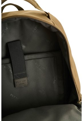 Morral De Lona Hiker Para Hombre Fly Up Morral De Lona Hiker Para Hombre Fly Up Verde Oliva FLY UP