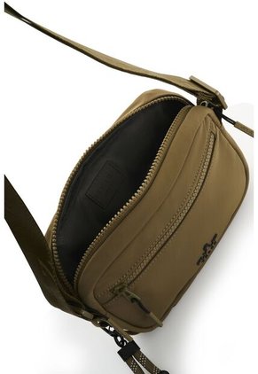 Manos Libres Lona Steel Para Hombre Fly Up Manos Libres Lona Steel Para Hombre Fly Up Verde Oliva FLY UP