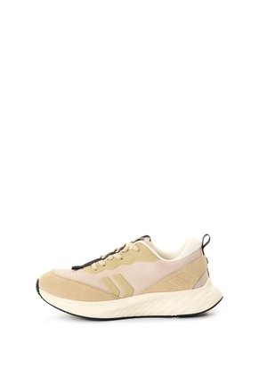 Tenis Spirited 2 Para Hombre Fly Up Tenis Spirited 2 Para Hombre Fly Up Arena 40 FLY UP