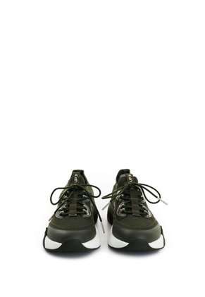 Tenis Freedom 2.0 Tejidos Para Hombre Fly Up Tenis Freedom 2.0 Tejidos Para Hombre Fly Up Verde 39 FLY UP