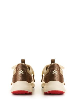 Tenis De Cuero Y Malla Para Mujer Fibermesh Fly Up Tenis De Cuero Y Malla Para Mujer Fibermesh Fly Up Bronce 35 FLYUP