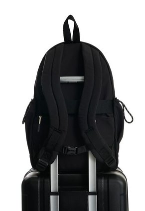 Morral Utilitario Para Hombre Escape 2 Fly Up Morral Utilitario Para Hombre Escape 2 Fly Up Negro FLYUP
