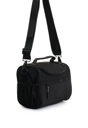 Lonchera Forum 2 Para Hombre Fly Up Lonchera Forum 2 Para Hombre Fly Up Negro FLYUP