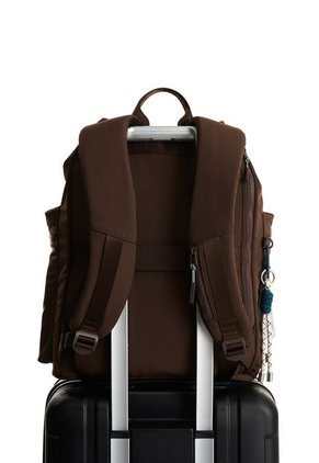 Morral Axis Para Mujer Fly Up Morral Axis Para Mujer Fly Up Cafe FLYUP