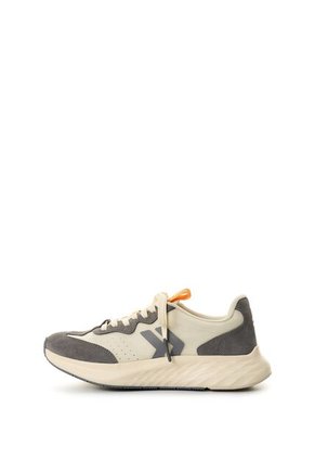 Tenis Fibermesh 2.0 De Cuero Y Malla Para Hombre Fly Up Tenis Fibermesh 2.0 De Cuero Y Malla Para Hombre Fly Up Gris 40 FLY UP