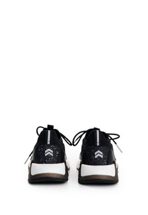 Tenis Freedom 2.0 Tejidos Para Hombre Fly Up Tenis Freedom 2.0 Tejidos Para Hombre Fly Up Negro 38 FLY UP