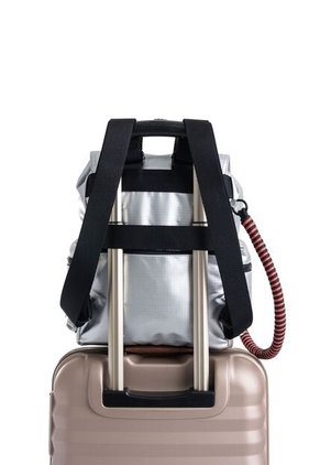 Morral Fly Up Move Para Mujer Detalle Contraste Morral Fly Up Move Para Mujer Detalle Contraste Plata FLYUP