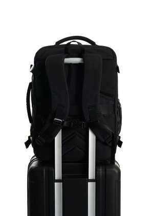 Morral De Viaje Finder 2 Para Hombre Fly Up Morral De Viaje Finder 2 Para Hombre Fly Up Negro FLY UP